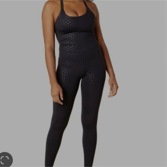 Beyond Yoga Shiny Black Heart Feminine Athleisure Bodycon Jumpsuit Size Small - Picture 1 of 7